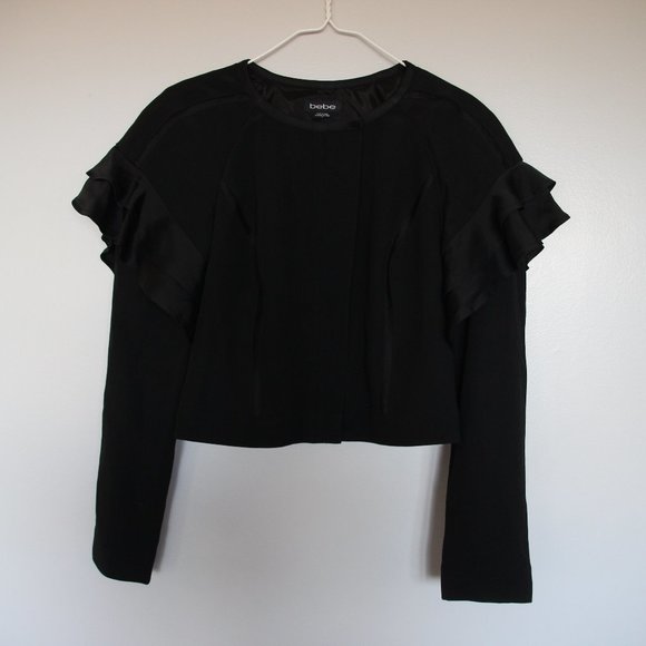✨NWOT✨ bebe ruffle zip cropped jacket - Picture 2 of 12